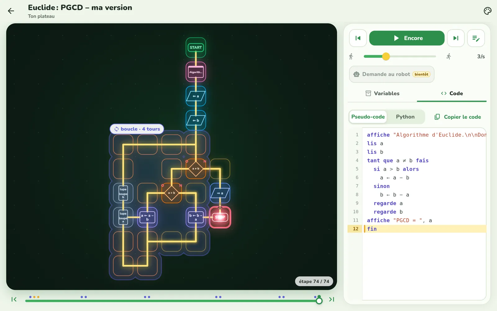 Le plateau du PGCD à côté du panneau de code
